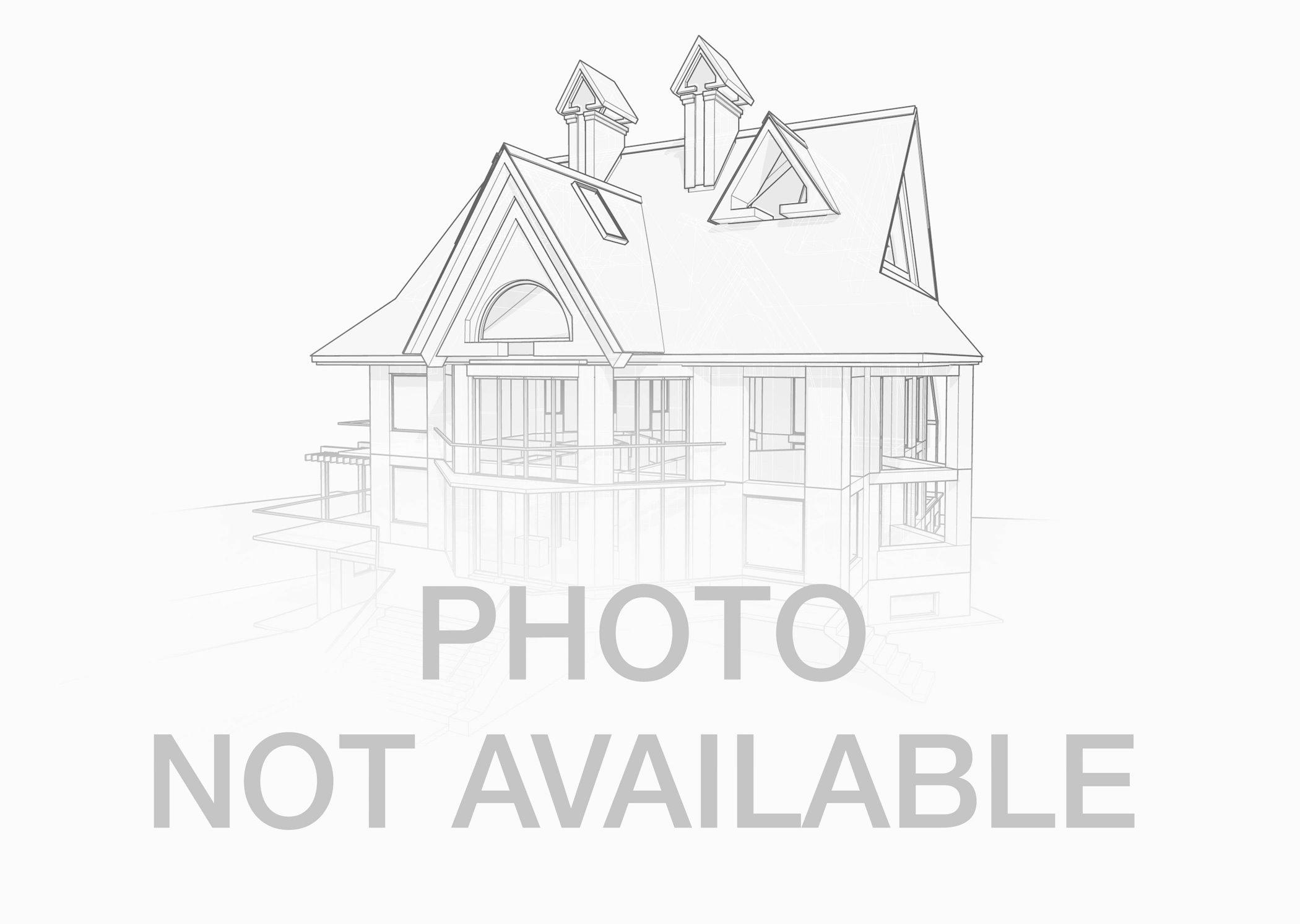 880 WRITER Court